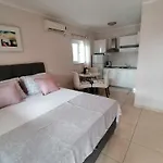 Guest house Marijana 3*