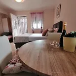 Marijana Guest house Lozovac