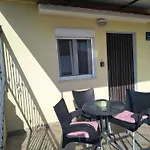 Guest house Marijana Lozovac
