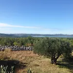 Marijana 3* Lozovac