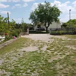 Guest house Marijana 3*