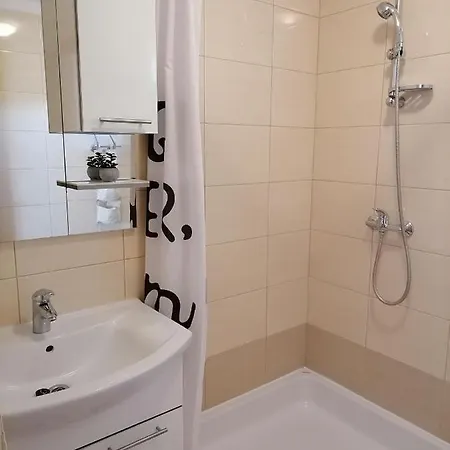 בית הארחה Marijana 3*