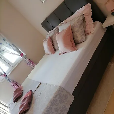 בית הארחה Marijana 3*