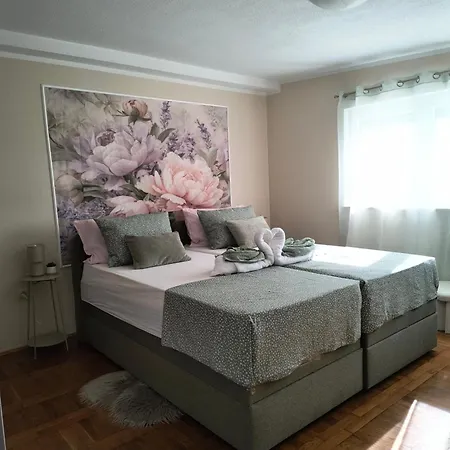Marijana 3* Lozovac