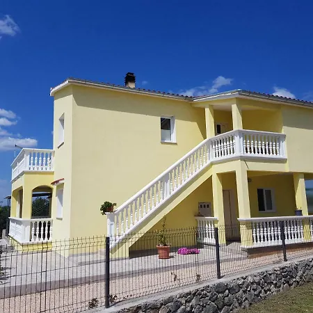 Guest house Marijana Lozovac